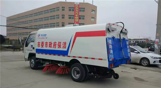 福田掃路車(chē)︱3噸掃路車(chē)圖片