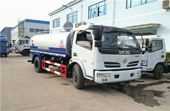 東風(fēng)福瑞卡灑水車(chē)︱10方灑水車(chē)