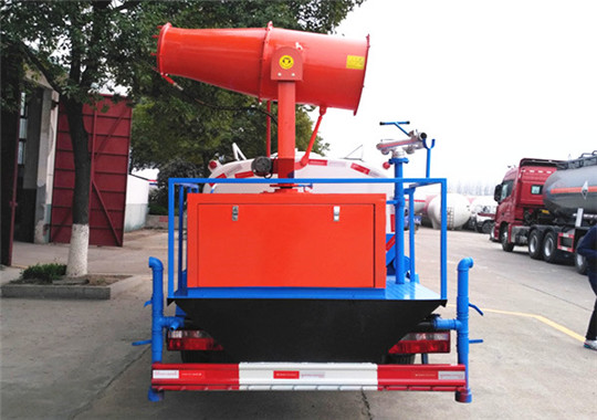 東風小多利卡抑塵車︱5噸抑塵車圖片