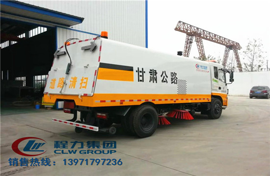 東風(fēng)新款D913掃路車(chē)|9噸掃路車(chē)圖片