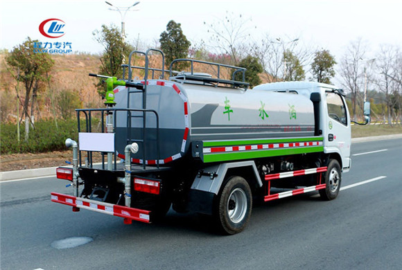 東風(fēng)多利卡灑水車(chē)︱5方灑水車(chē)圖片