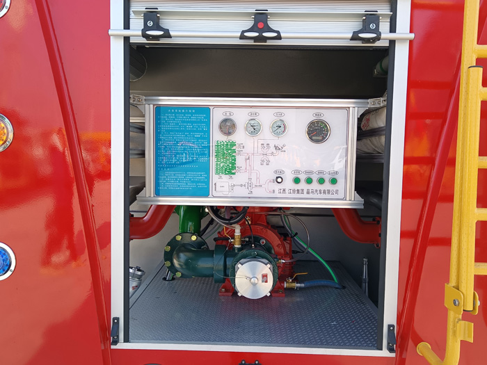 5噸消防灑水車價(jià)格_消防中隊(duì)消防車_1.5-3.5噸水罐消防車現(xiàn)車價(jià)格