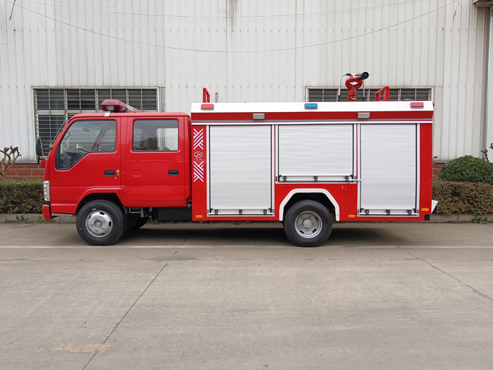 5噸消防灑水車廠家_商業(yè)區(qū)倉(cāng)庫(kù)消防車_2.5-5噸泡沫消防車現(xiàn)車報(bào)價(jià)