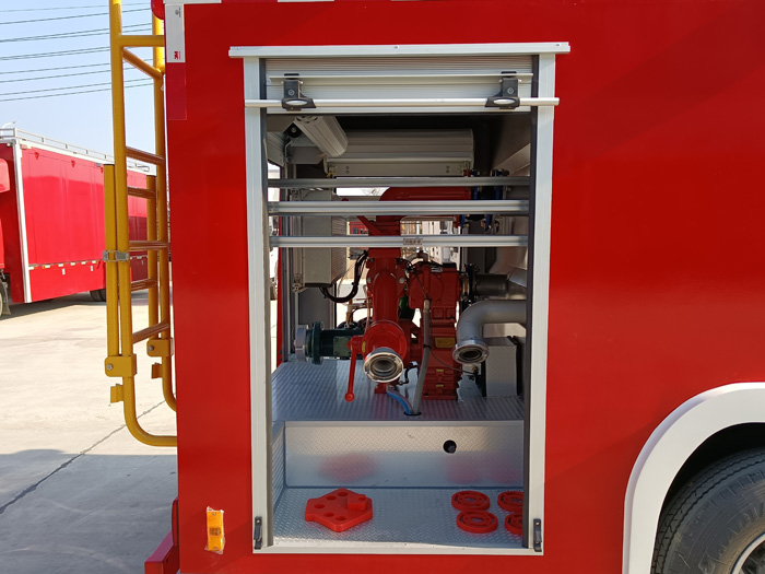 5噸消防灑水車價(jià)格_消防中隊(duì)消防車_1.5-3.5噸水罐消防車現(xiàn)車價(jià)格